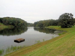 ống đứng an toàn đập