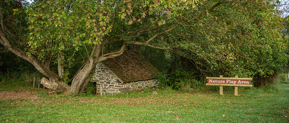 Khu vui chơi thiên nhiên
