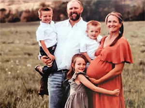 Justin và Casey Wisch, Long Stone Farm