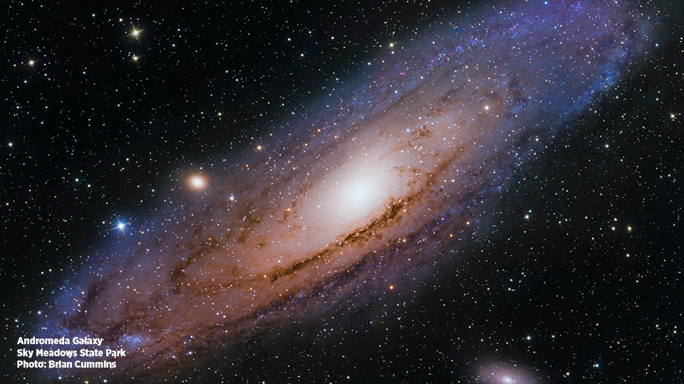 Ảnh bầu trời tối của Sky Meadows Brian Cummins